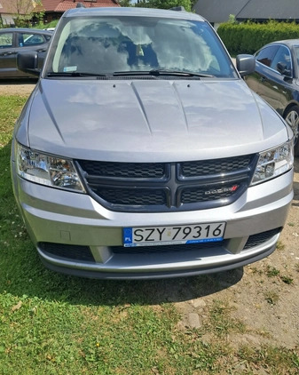 Dodge Journey cena 60000 przebieg: 140000, rok produkcji 2017 z Trzebnica małe 106